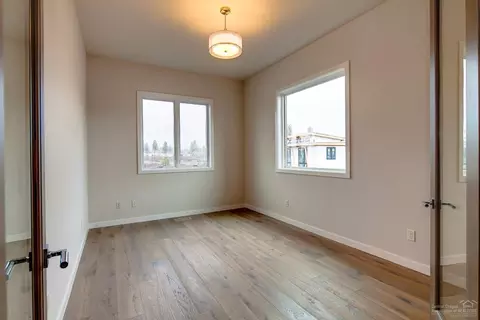 19221 Cartwright Ct, Bend, OR 97702 photo 4