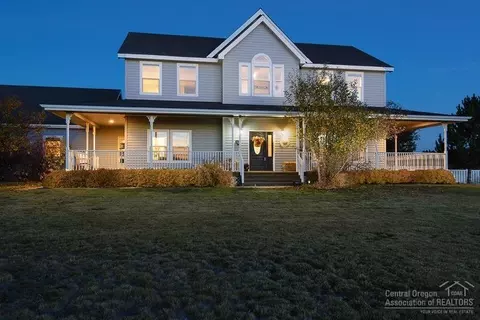 60960 Kramer Ln, Bend, OR 97702 photo 3