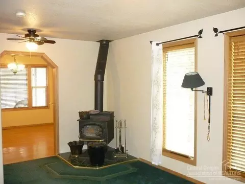 51577 Ash Rd, La Pine, OR 97739 photo 3