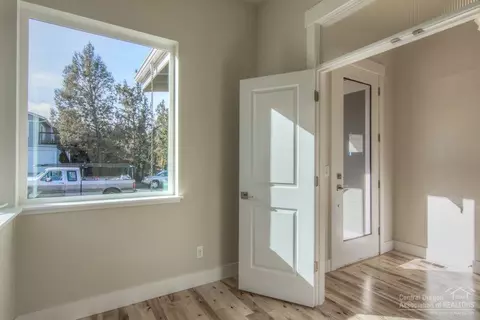 2249 NW Deschutes Pl, Bend, OR 97703 photo 7