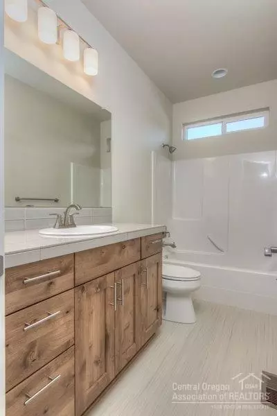 2249 NW Deschutes Pl, Bend, OR 97703 photo 8