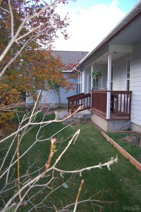 20911 Crystal Ct, Bend, OR 97701 photo 10