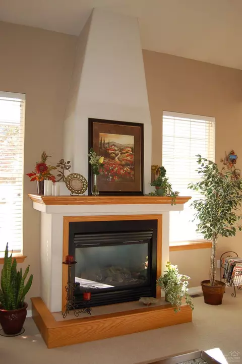 20911 Crystal Ct, Bend, OR 97701 photo 11