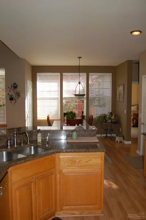 20911 Crystal Ct, Bend, OR 97701 photo 16
