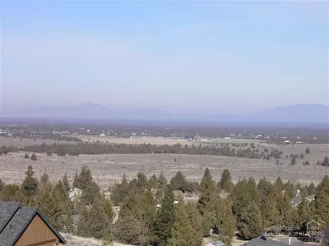 22588 Calgary Dr, Bend, OR 97701 photo 8