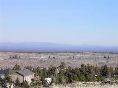 22588 Calgary Dr, Bend, OR 97701 photo 13