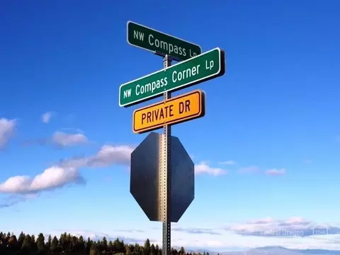 2604 NW Compass Corner Loop, Bend, OR 97703 photo 5