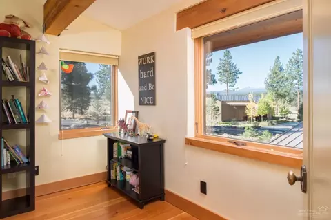 19001 NW Squirreltail Loop, Bend, OR 97701 photo 19