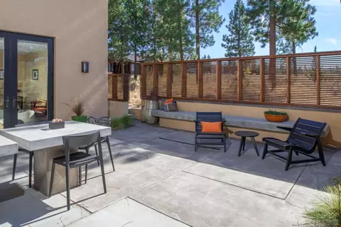 19001 NW Squirreltail Loop, Bend, OR 97701 photo 5