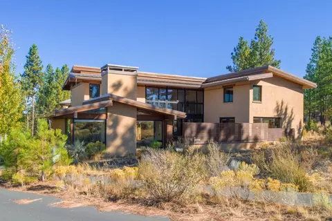 19001 NW Squirreltail Loop, Bend, OR 97701 photo 23