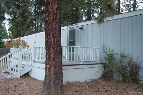 60281 Cheyenne Rd, Bend, OR 97702 photo 2