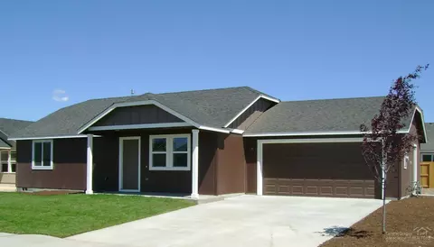 21150 Darnel Ave, Bend, OR 97702 photo 1