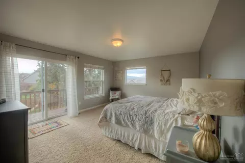 20767 Snow Peaks Dr, Bend, OR 97701 photo 19