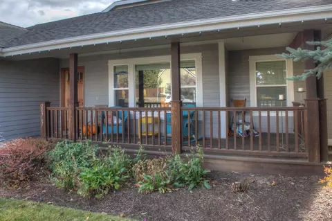 20767 Snow Peaks Dr, Bend, OR 97701 photo 2