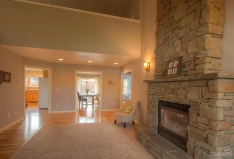 20767 Snow Peaks Dr, Bend, OR 97701 photo 6