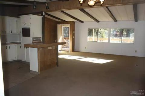 60287 Cinder Butte Rd, Bend, OR 97702 photo 2