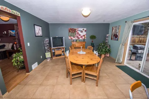 24968 Bachelor Ln, Bend, OR 97701 photo 7