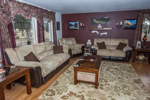 24968 Bachelor Ln, Bend, OR 97701 photo 2