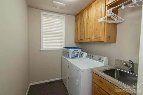 2401 NW High Lakes Loop, Bend, OR 97703 photo 21