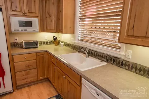 2401 NW High Lakes Loop, Bend, OR 97703 photo 7