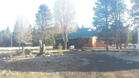 8971 Split Rail Rd, La Pine, OR 97739 photo 1