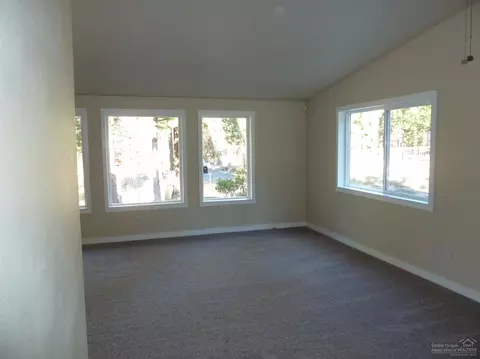 16881 Indio Dr, Bend, OR 97707 photo 9