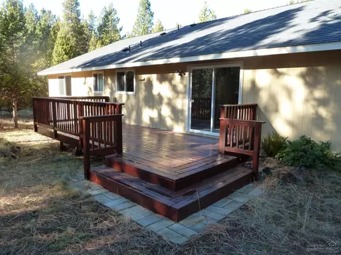 16881 Indio Dr, Bend, OR 97707 photo 6