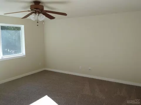 16881 Indio Dr, Bend, OR 97707 photo 24