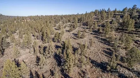 70500 Holmes Rd, Sisters, OR 97759 photo 14