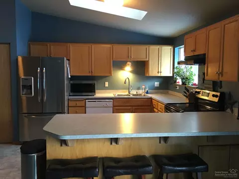 25455 Elk Ln, Bend, OR 97701 photo 6
