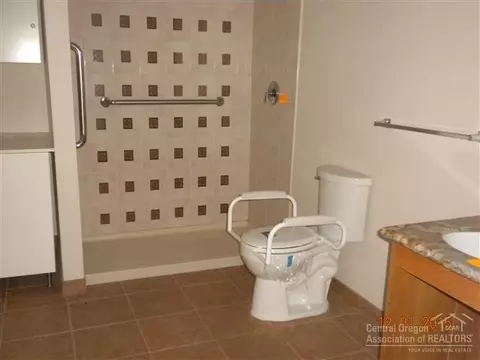 66620 W Cascade, Bend, OR 97703 photo 20