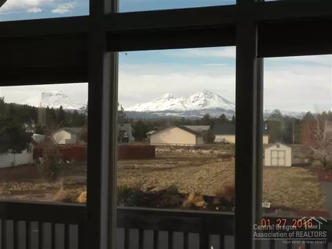 66620 W Cascade, Bend, OR 97703 photo 14