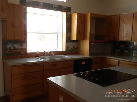 66620 W Cascade, Bend, OR 97703 photo 9