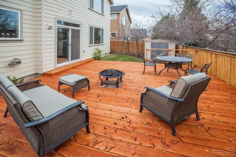 2878 NE Jackdaw Dr, Bend, OR 97701 photo 9