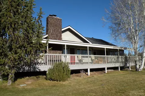 60500 Woodside Rd, Bend, OR 97702 photo 2