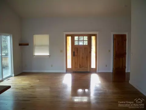 52835 Timber Lane Loop, La Pine, OR 97739 photo 4