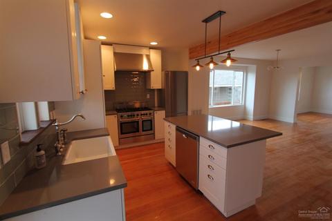20671 Cooley Rd, Bend, OR 97701 photo 5