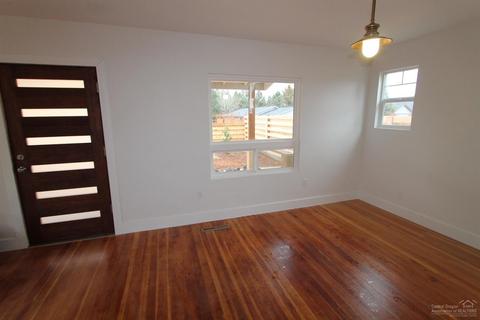 20671 Cooley Rd, Bend, OR 97701 photo 8