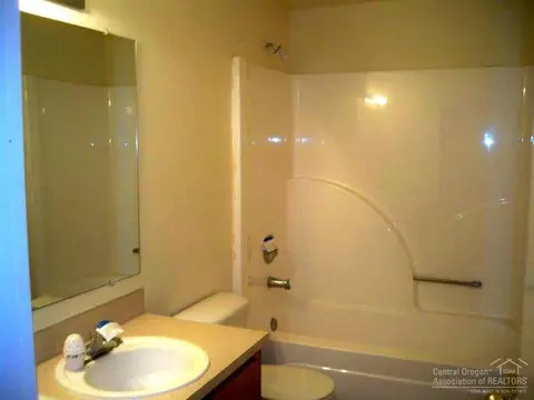 53910 NW 7th St, La Pine, OR 97739 photo 6