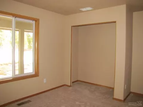 16228 Pine Drop Ln, La Pine, OR 97739 photo 9