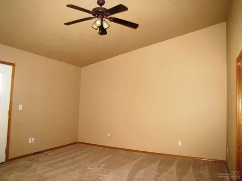 16228 Pine Drop Ln, La Pine, OR 97739 photo 12