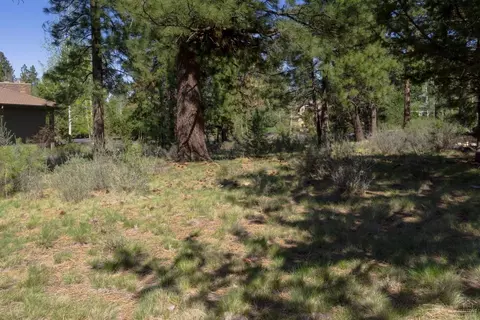 61746 Tam Mcarthur Loop, Bend, OR 97702 photo 8