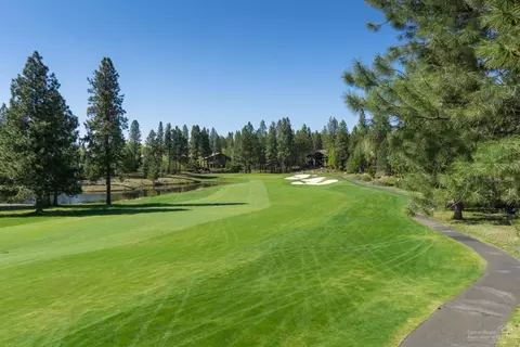 61746 Tam Mcarthur Loop, Bend, OR 97702 photo 1