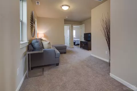 20868 Gateway Dr, Bend, OR 97702 photo 12