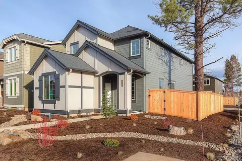 20868 Gateway Dr, Bend, OR 97702 photo 1