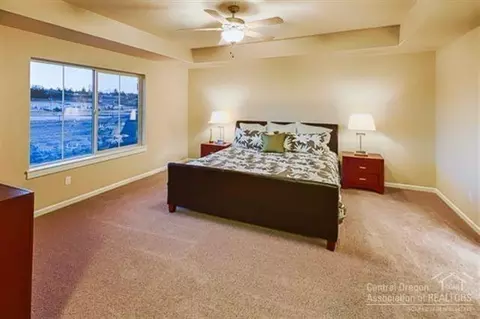 20856 Gateway Dr, Bend, OR 97702 photo 6