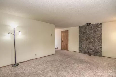 2430 NE Ocker Dr, Bend, OR 97701 photo 6