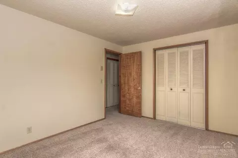 2430 NE Ocker Dr, Bend, OR 97701 photo 17