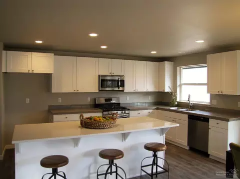 20780 SE Shea Ct, Bend, OR 97702 photo 8