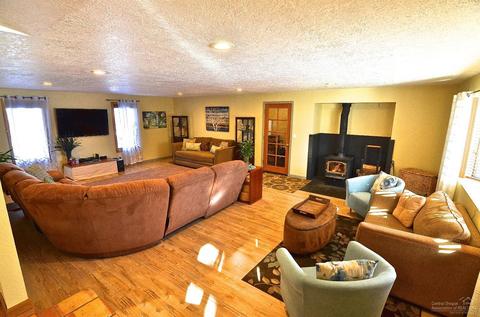 63224 Peterman Ln, Bend, OR 97701 photo 6